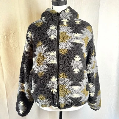 C & C California Plush Fleece Sherpa Style Zip Black Aztec Hooded Sz L Jacket - Image 1 of 4