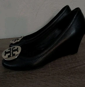 Zapatos de salón de cuña Tory Burch talla 5,5 Sally Peep Toe cuero granulado negro - Imagen 1 de 6