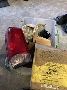 NORS 1987-91 FORD TRUCK BRONCO TAIL LIGHT LENS (RH) REPLACES PART #E7TZ-13404-A - Picture 1 of 3