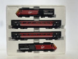 HORNBY OO GAUGE VIRGIN TRAINS CLASS 43 HST 4-CAR SET - Picture 1 of 16