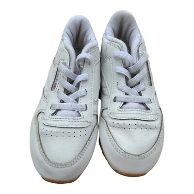 Tênis Reebok infantil infantil couro clássico branco tamanho 9 GX9395 - Imagem 1 de 4