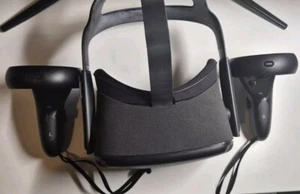 Meta Oculus Quest VR Headset Black - Picture 1 of 5