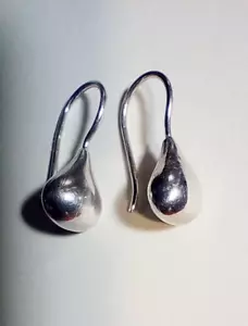Sterling Silver Marked 925 Cute Tear Drop Earrings. Fast Free Ship. - Picture 1 of 4