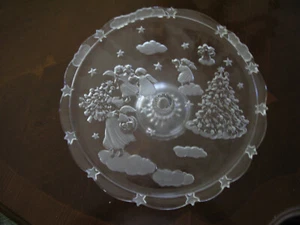 VINTAGE GLASS CHRISTMAS CAKE PLATE - Picture 1 of 2