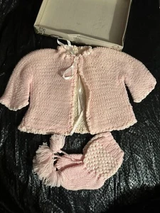Vtg 1960s Cutler Cuvver Ups  Baby Sweater Booties Set New In Box Pink - Picture 1 of 6