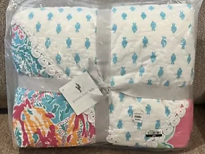 NEW Pottery Barn Kids Lilly Pulitzer Printed Party Patchwork Twin Quilt - Picture 1 of 3