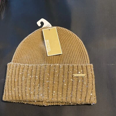 MICHAEL KORS Tachonado Puño Beige Gorro Logo Insignia Nuevo con Etiquetas Foto 1 de 3