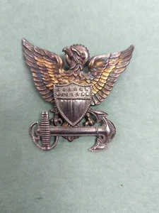Vintage WW2 Era United States Coast Guard Silver Badge. - Picture 1 of 2