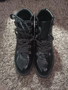 ALDO Patent Leather Boots NWOT Size 7.5  - Picture 1 of 6