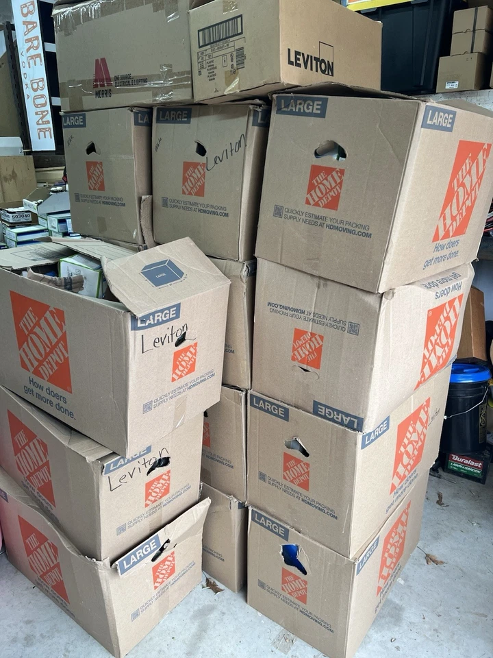 Cubiertas para interruptores de enchufes Foto 1 de 1