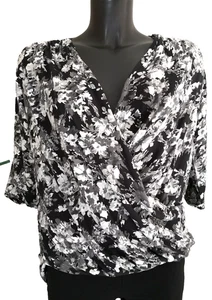 Top blouse THE KOOPLES à fleurs noires, grises et blanches Taille XS TBE - Picture 1 of 6