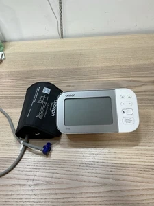 Omron BP5350 Platinum kabelloses Oberarm-Blutdruckmessgerät ohne Netzteil - Bild 1 von 18