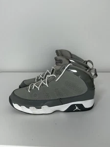 Air Jordan 9 Cool Grey Retro Size 3Y Sneakers 2012 401811-015 Excellent - Picture 1 of 9