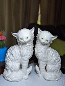 ArtMark Vintage Porcelain White Cat Pair Green Eyes Hand Painted 9.75” Persian - Picture 1 of 12