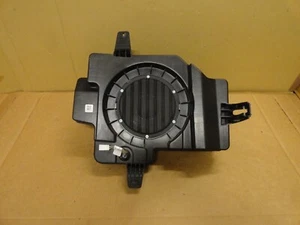 2021 - 2024 Jeep Grand Cherokee OEM Rear Subwoofer Speaker # 68459292AC - Bild 1 von 22
