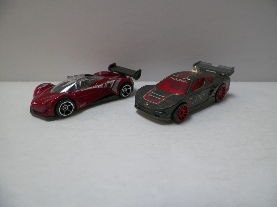 Hot Wheels - Mazda Miata - Lot S25