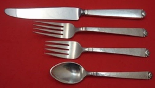 Hoja de roble de Old Newbury Crafters plata esterlina lugar regular ajuste(s) 4 piezas Foto 1 de 1