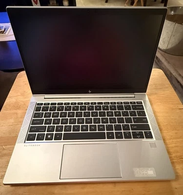 Portátil HP Elite Book 835 G8 13,3” FHD, Ryzen 5 Pro 565OU, 32 GB RAM, 512 GB SSD Foto 1 de 4