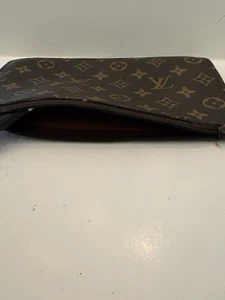 LV Make Up Bag - Picture 1 of 3