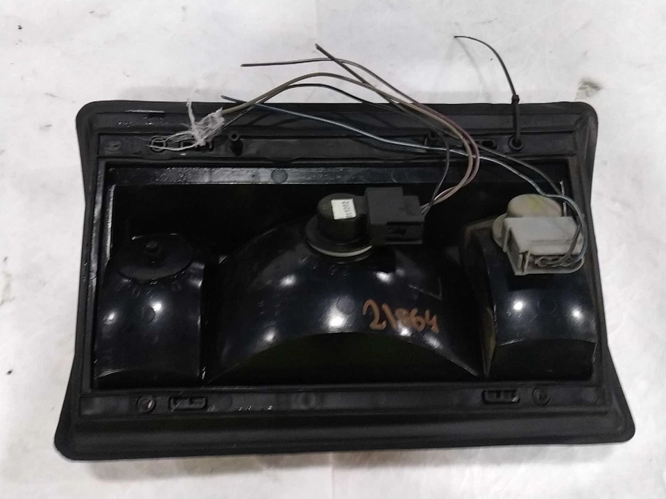 2011 Ford E250 Van Left Tail Light Assembly - White - Used - 577020 Foto 1 de 4