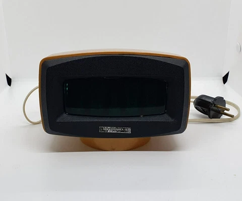 vintage desktop electronic clock elektronika 13 ussr1984 Cover