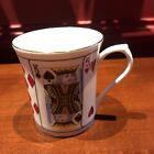 Tasse à café découpée "King of Spades" par le Queens