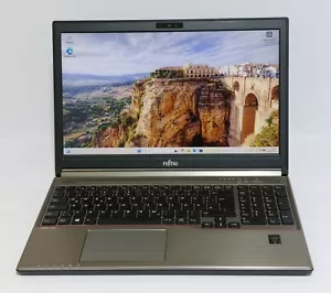 Fujitsu Lifebook E754 15,6´´ FHD Display Core i5-4300M 8GB 256GB SSD Win 11 - Bild 1 von 8