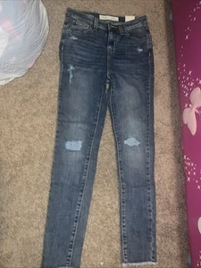 NWT Levi Strauss Signature GIRLS High Rise Super skinny Distressed Jeans Sz 12 - Picture 1 of 5