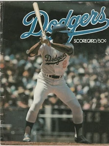 1977 Atlanta Braves at Los Angeles Dodgers programa de béisbol Dodgers Stadium - Imagen 1 de 1