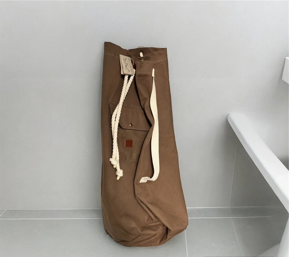 Bolsa de lavanderia White Wing, marrom, lona encerada. Novo, 25/35"" - Imagem 1 de 4