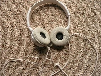 AURICULARES ESTÉREO SONY MDR-ZX100 BLANCOS USADOS Foto 1 de 3