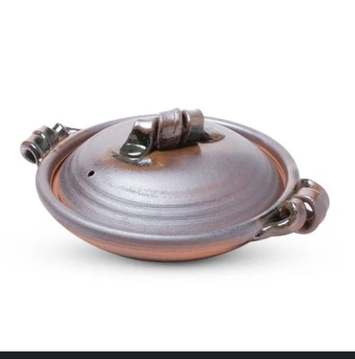 Rare Traditional Japanese Earth clay pot for cooking baking in great condition. - Image 1 of 4