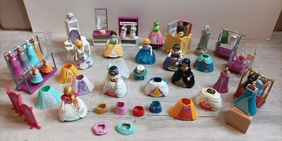 Lot playmobil vrac robes jupes habits mariée traine accessoires magasin 8 perso - Photo 1/4