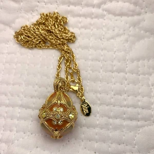 Collana con ciondolo uovo Joan Rivers Faberge arancione e oro designer gioielli moda - Foto 1 di 7