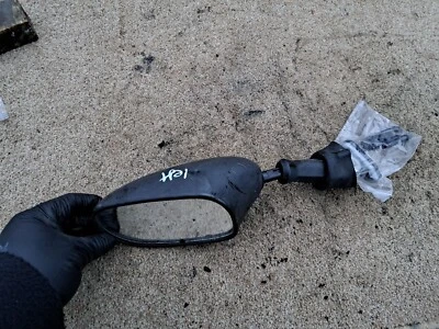 Conjunto de espejo retrovisor izquierdo Suzuki Bandit 600 GSF GSF600 2000 Foto 1 de 4