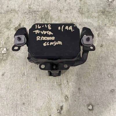Toyota 2016 2017 2018 2019 OEM radar control de crucero sensor de distancia 88210-07010 Foto 1 de 4