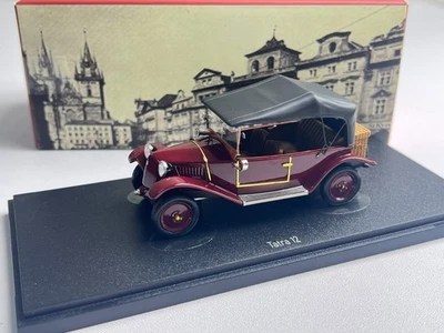 Modelo de coche Tatra12 modelo de resina a escala 1/43 raro Foto 1 de 4