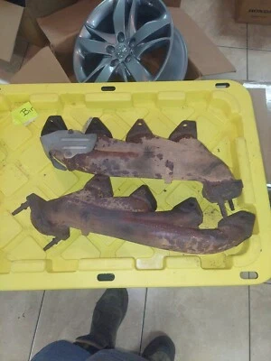 Colectores de escape Ford F150 Navigator 2004-2010 5,4 L RF-3L3E-9430-DA Foto 1 de 4