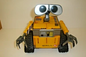 WALL-E sprechendes rollendes Spielzeug fehlt Fernbedienung, kann aber per Tastendruck bedient werden - Bild 1 von 8