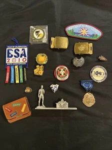 Lot Of Vintage Boy Scouts Memorabilia, Badges, Pins, Coins ,Buckles As Pictures - Picture 1 of 12