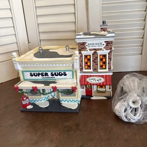 Department 56 Snow Village Super Suds 55006 und Wäschetag 55017 - Bild 1 von 7