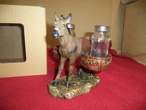 Standing Donkey with Salt and Pepper Shakers Rainbow, Inc Kitchen/Bar - Picture 1 of 5