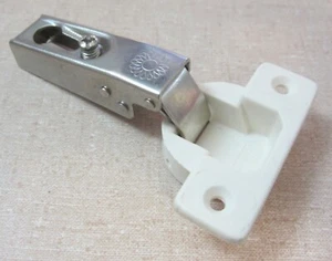RARE Ferrari 9545 Self Closing Cabinet Hinge for use w/ Slide-On Mounting Plate - Picture 1 of 4