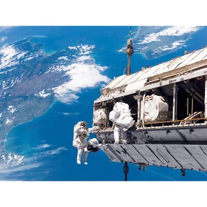 Space NASA STS-116 Spacewalk International Station Photo Wall Art Canvas Print - Bild 1 von 5