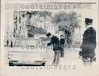 1962 Frankreich Zollbeamte Scheck Ausweis Corniche Straße Monaco Grenze Presse Foto