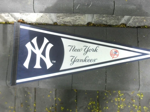 NY YANKEES RARE PENNANT - WINCRAFT - 2008 - BRAND NEW Cover