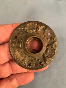 Antique Victorian 1880 Round Leafy Embossed Metal Doorknob Backplate - Picture 1 of 2