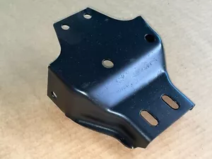 Corvette transmission bracket 68 69 70 71 72 73 74 75 76 77 78 79 GM OEM - Picture 1 of 8