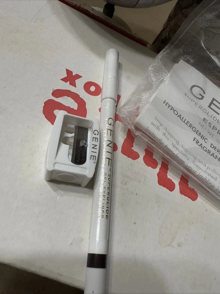 GENIE Beauty Superglide Gel Eyeliner Waterproof Espresso w/ sharpen - Full Sz R4 - Image 1 of 1