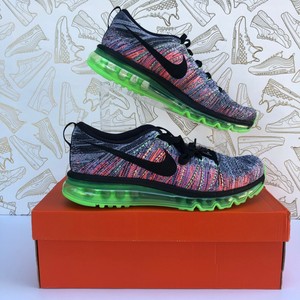 nike flyknit max womens